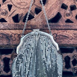 Vintage 1950’s Whiting & Davis Silver Mesh Wristlet